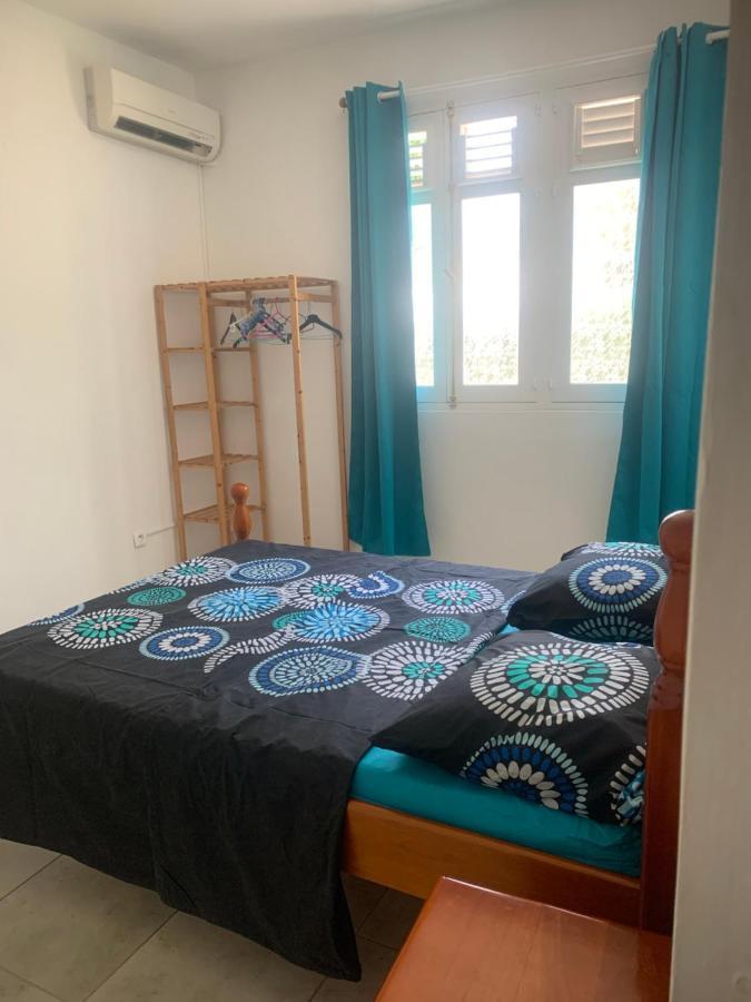 Sous Le Soleil Des Antilles Apartment Ducos Екстериор снимка